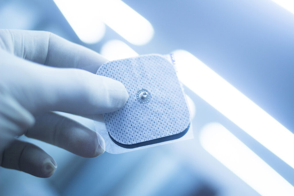 Physiotherapy electrical treatment patch